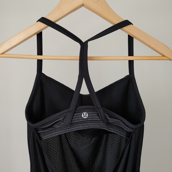 NWOT Lululemon C.Y.B Tank Black Hyper Stripe Size 4 - Picture 11 of 16